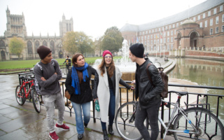 لغة إنجليزية مكثفة