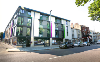 لغة إنجليزية مكثفة