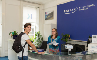 لغة إنجليزية عامة