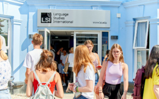 لغة إنجليزية مكثفة